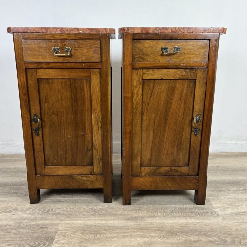 Coppia di Comodini Antichi in legno comodino arte povera vintage epoca 900 Categoria  Arredamento