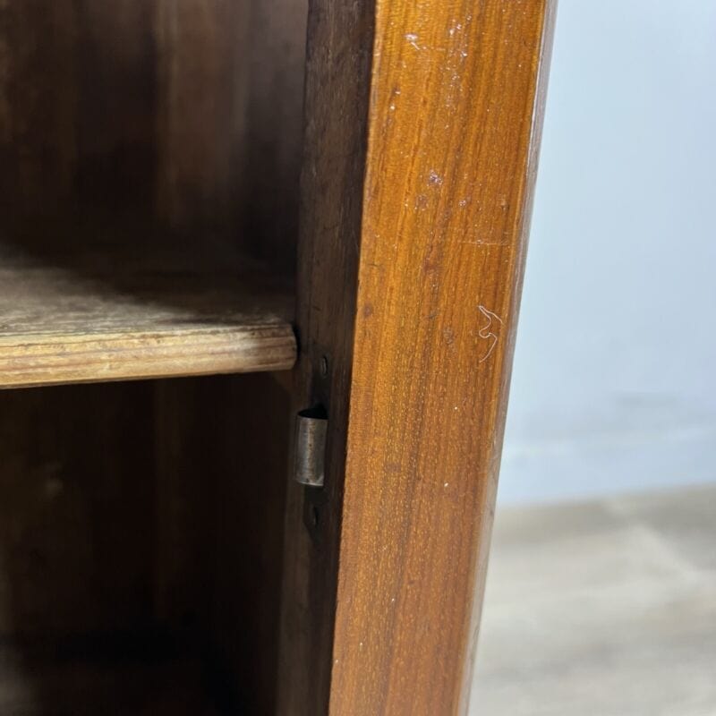 Coppia di Comodini Antichi in legno comodino arte povera vintage epoca 900 Categoria  Arredamento