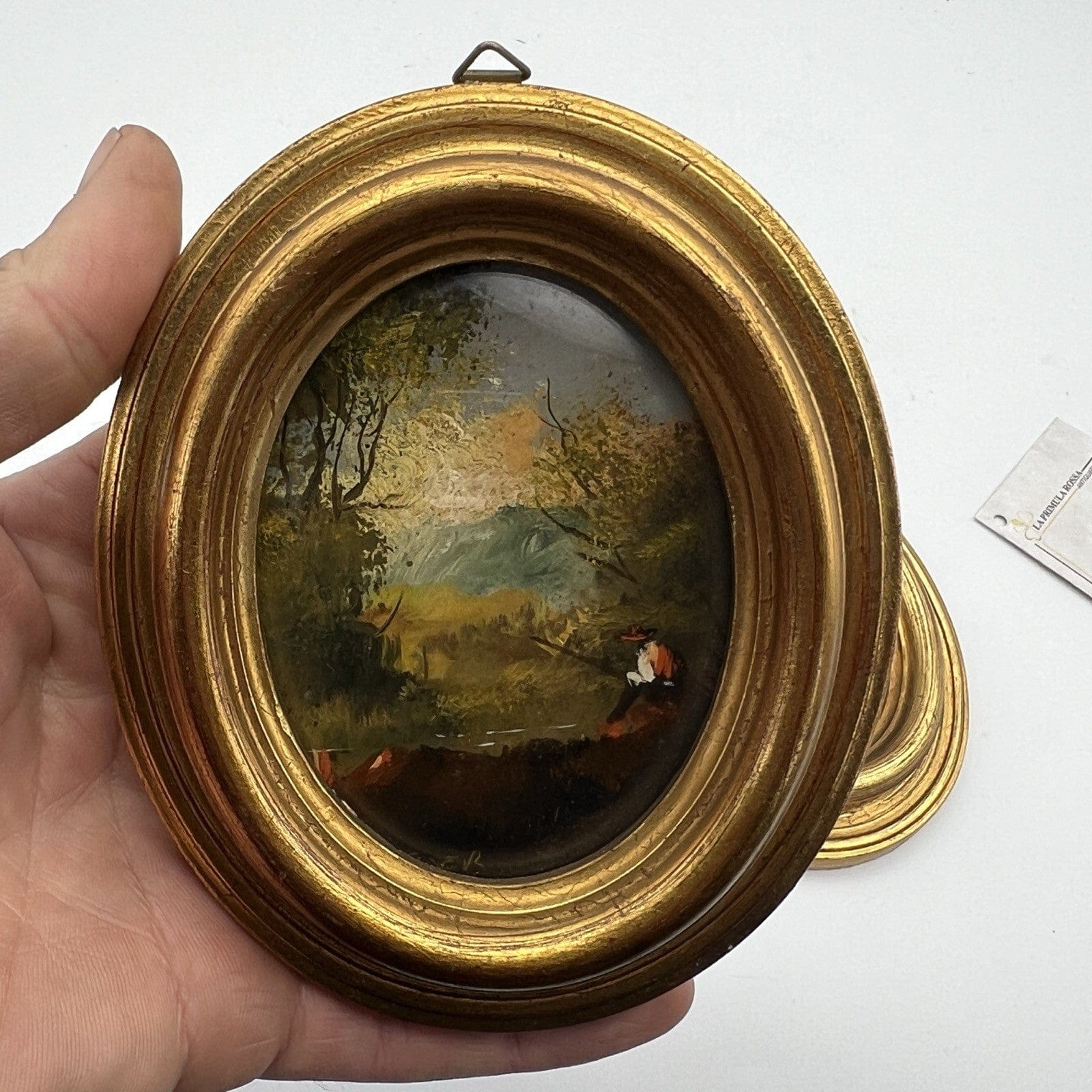 Coppia quadretti antichi miniature ovali dipinti paesaggio cornici legno dorato Categoria  Quadri