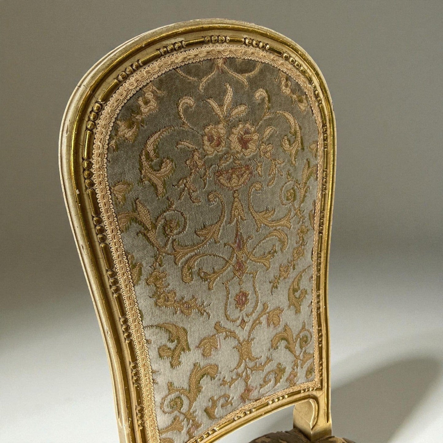 Coppia Sedie antiche in legno stile veneziano ingresso sediolina beige da camera Categoria  Sedie