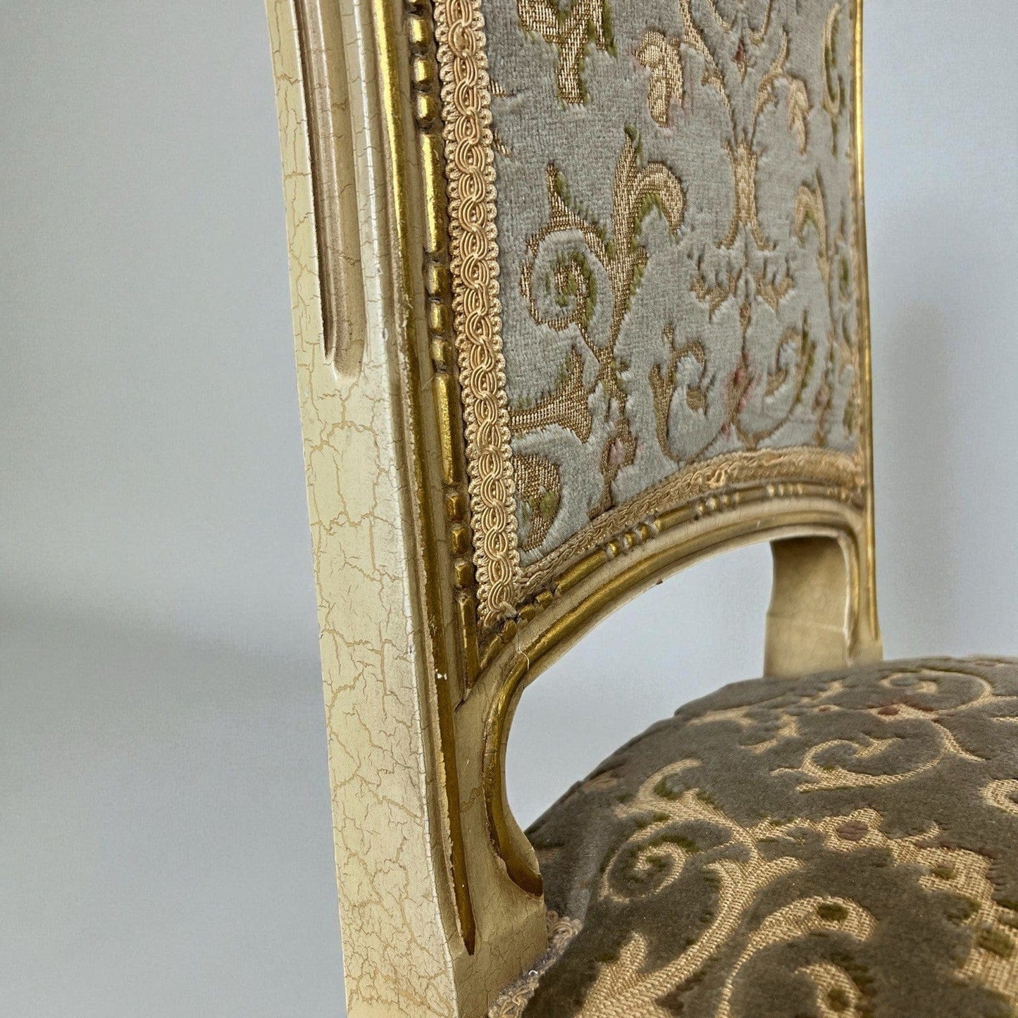 Coppia Sedie antiche in legno stile veneziano ingresso sediolina beige da camera Categoria  Sedie