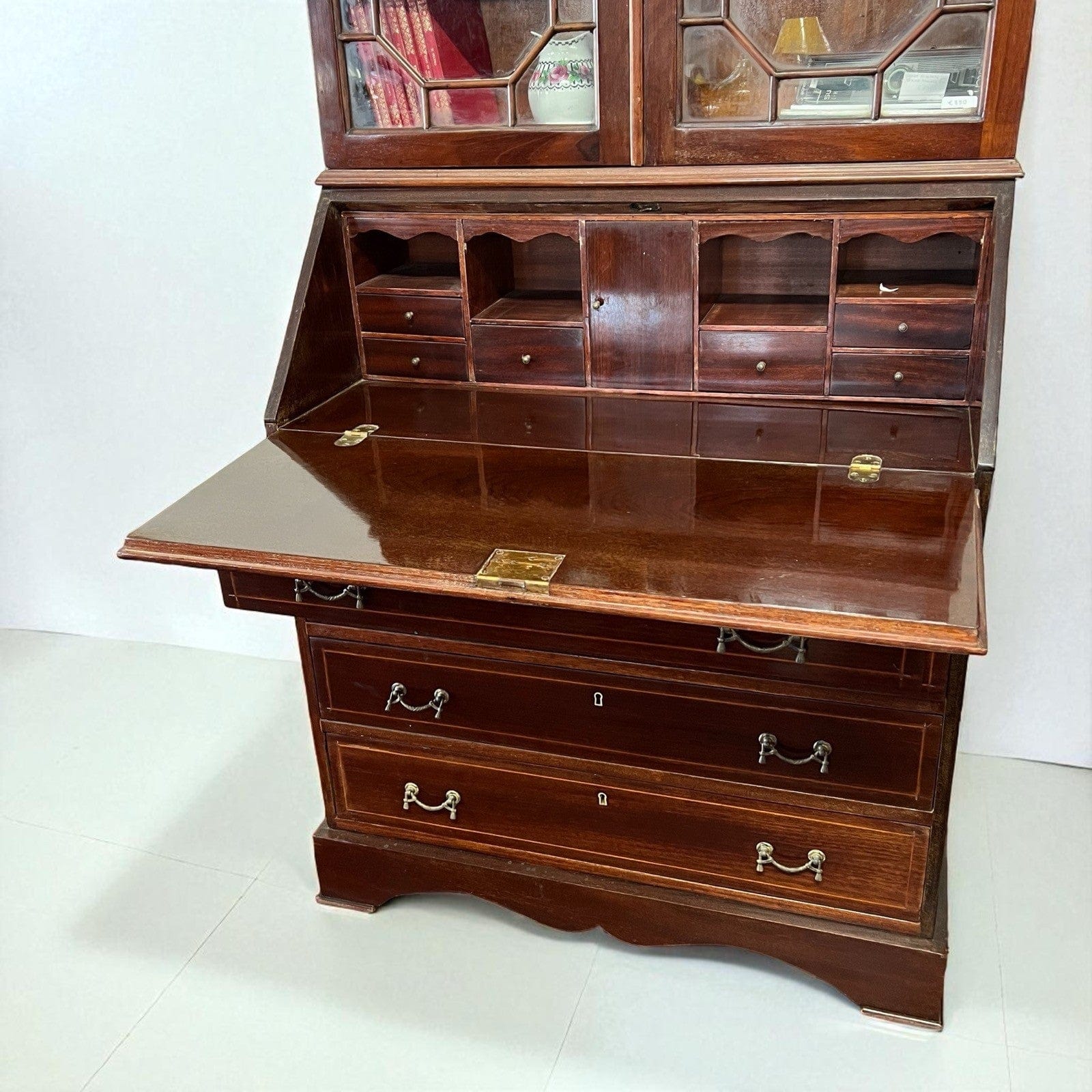 Credenza antica mobile libreria vetrina d'epoca in stile inglese 800 Trumeau Categoria  Vetrine