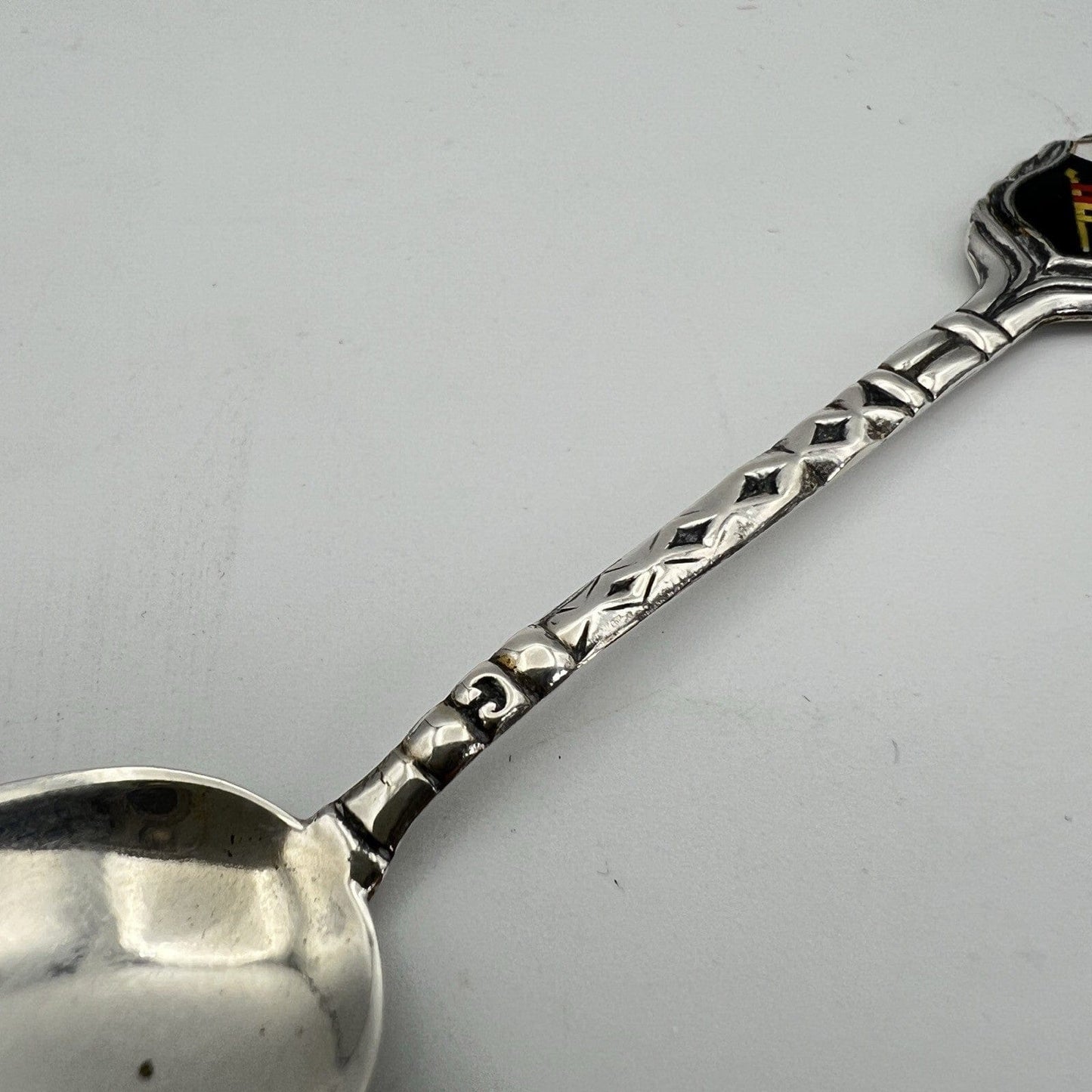 Cucchiaino da caffè Vintage Souvenir Germania Wurzburg in argento 800 anni '70 Categoria  Sheffield & Argento