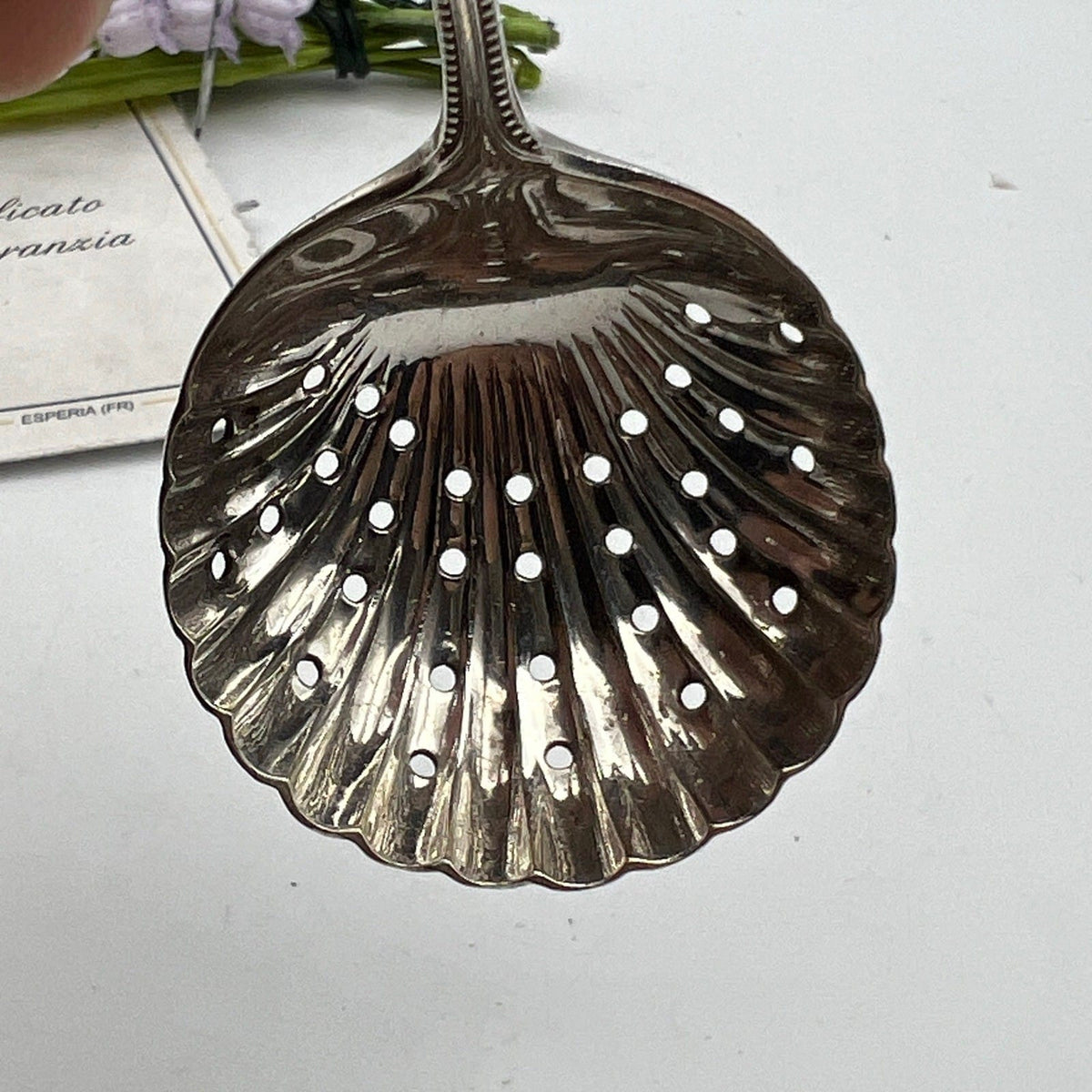 Cucchiaio in argento sheffield antico silver plate colino da zucchero epoca 900 Categoria  Sheffield & Argento