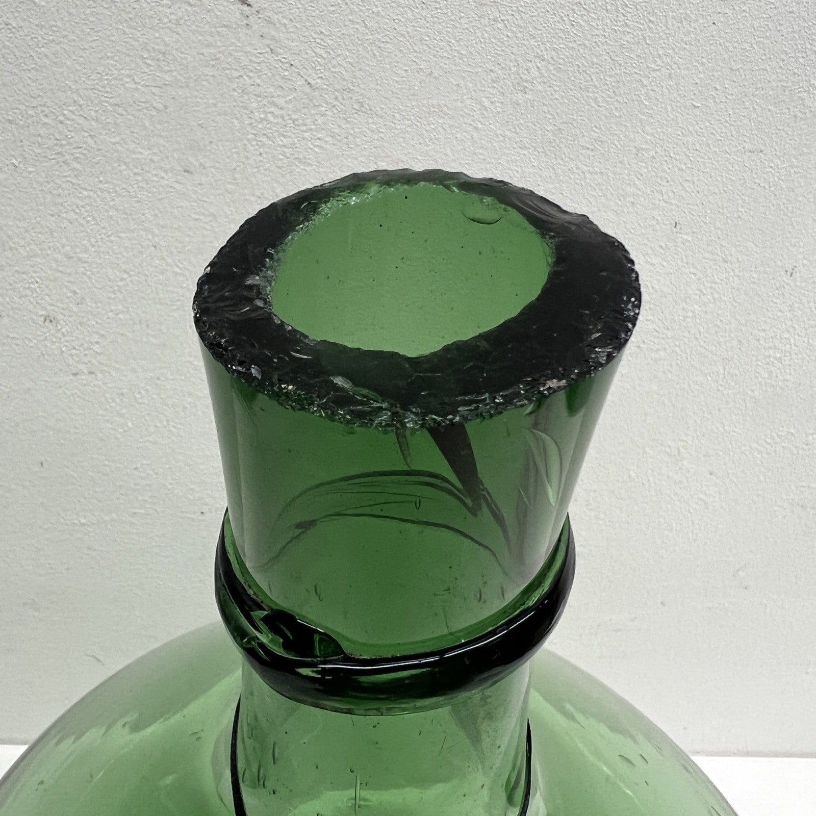 Damigiana in vetro da 34 litri antica vecchio boccione verde per vino giardino Categoria  Vetri e Cristalli