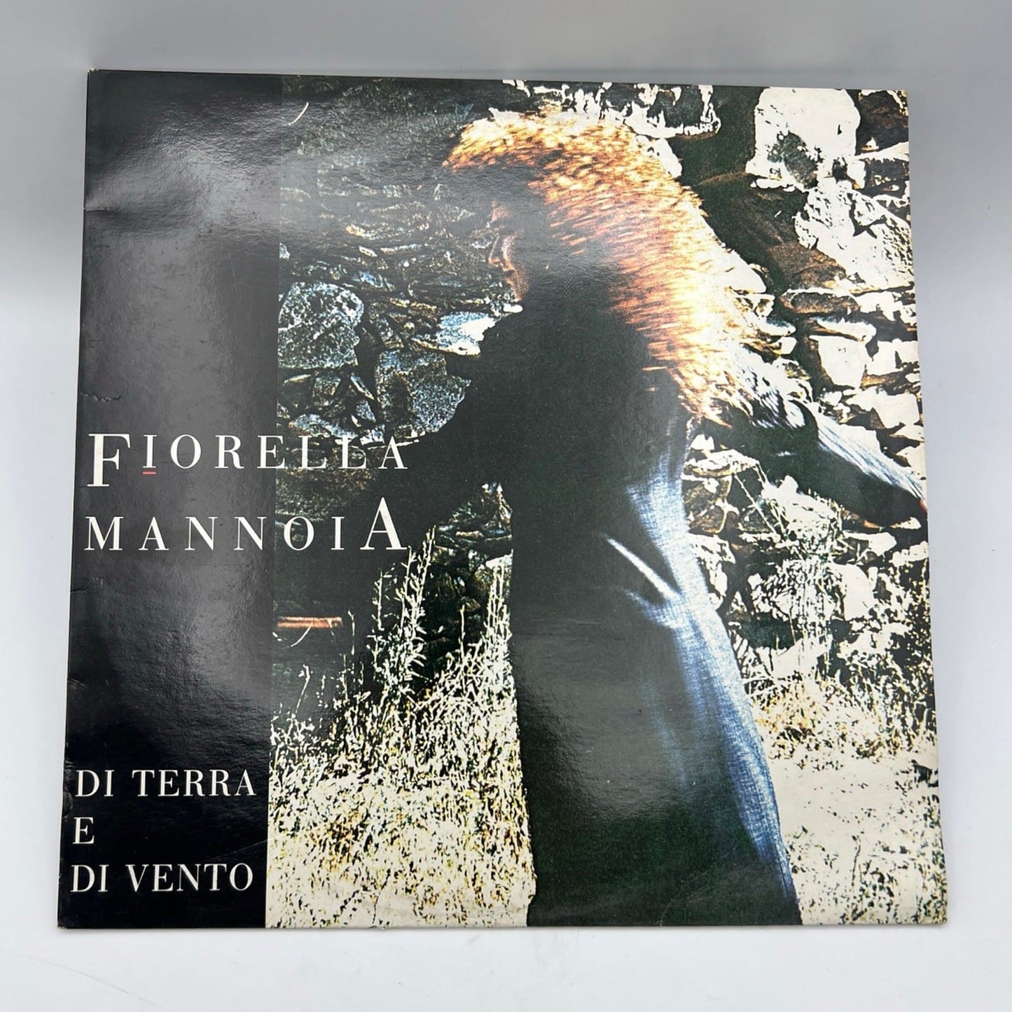 Disco in vinile 33 giri lp Fiorella Mannoia anno 1988 Di Terra e di Vento Categoria  Dischi in Vinile