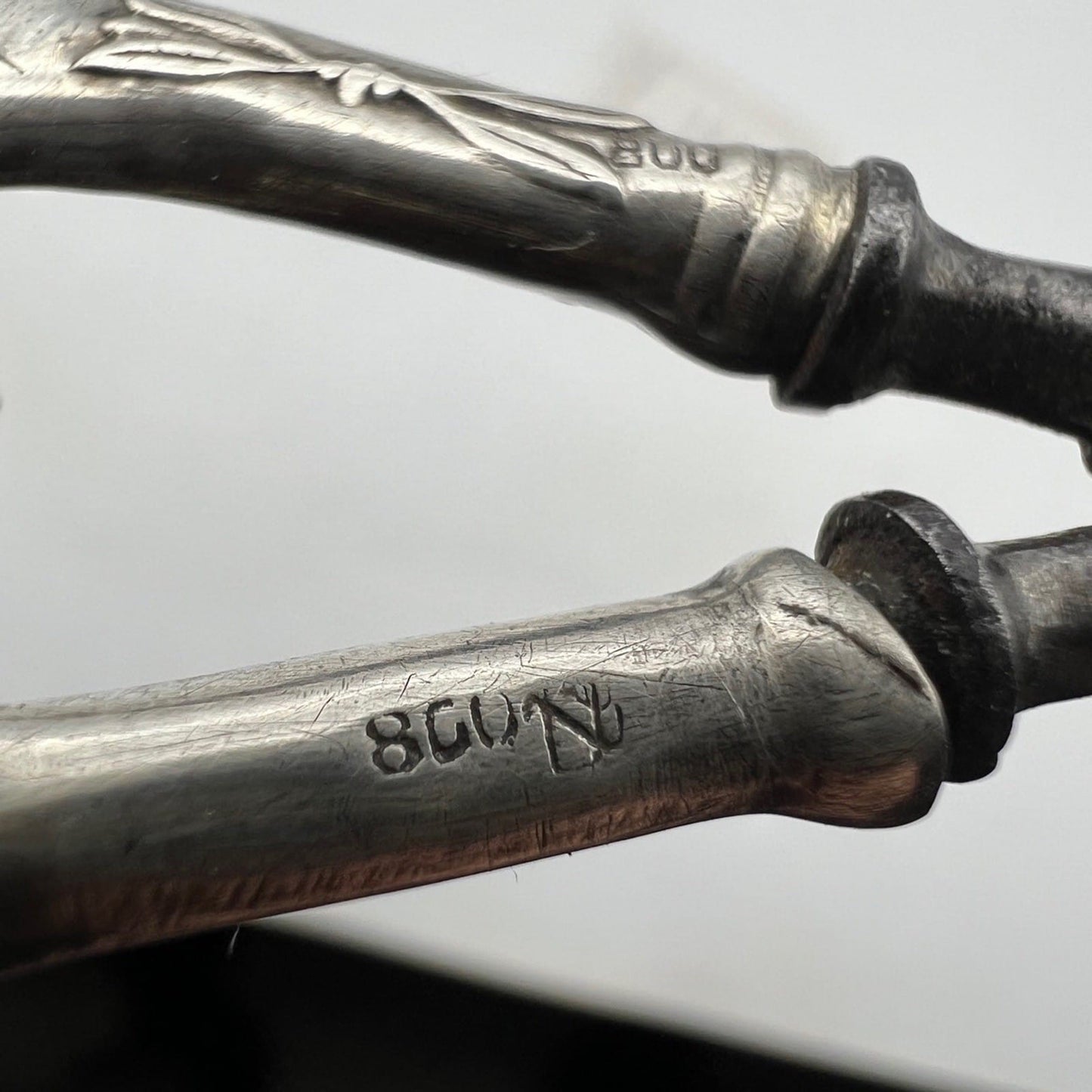 Forbici antiche con manico in Argento 800 da Manicure o Sarta primi 900 Categoria  Attrezzi e Strumenti