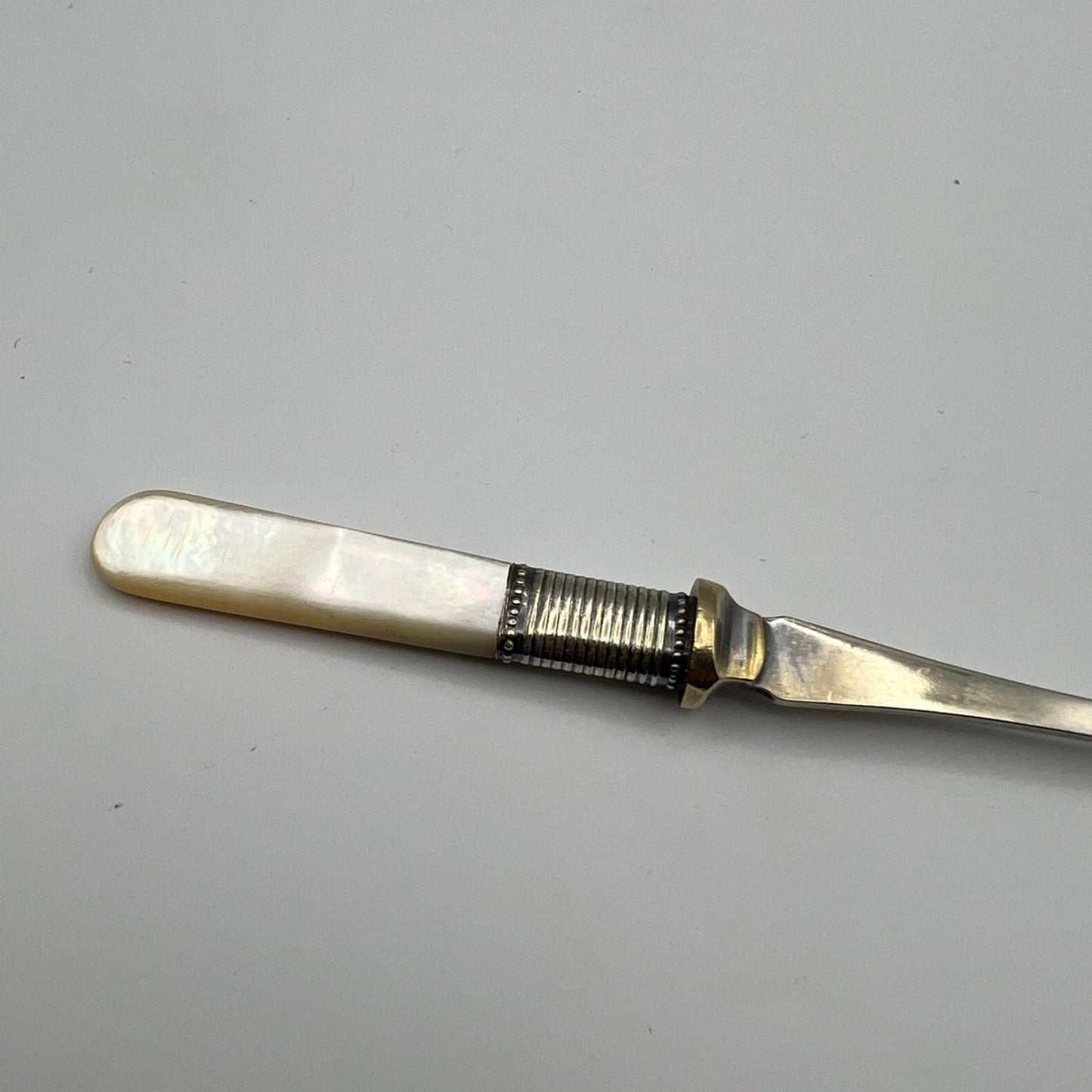 Forchetta antica forchettina da portata per sottaceti posata inglese per cucina Categoria  Sheffield & Argento
