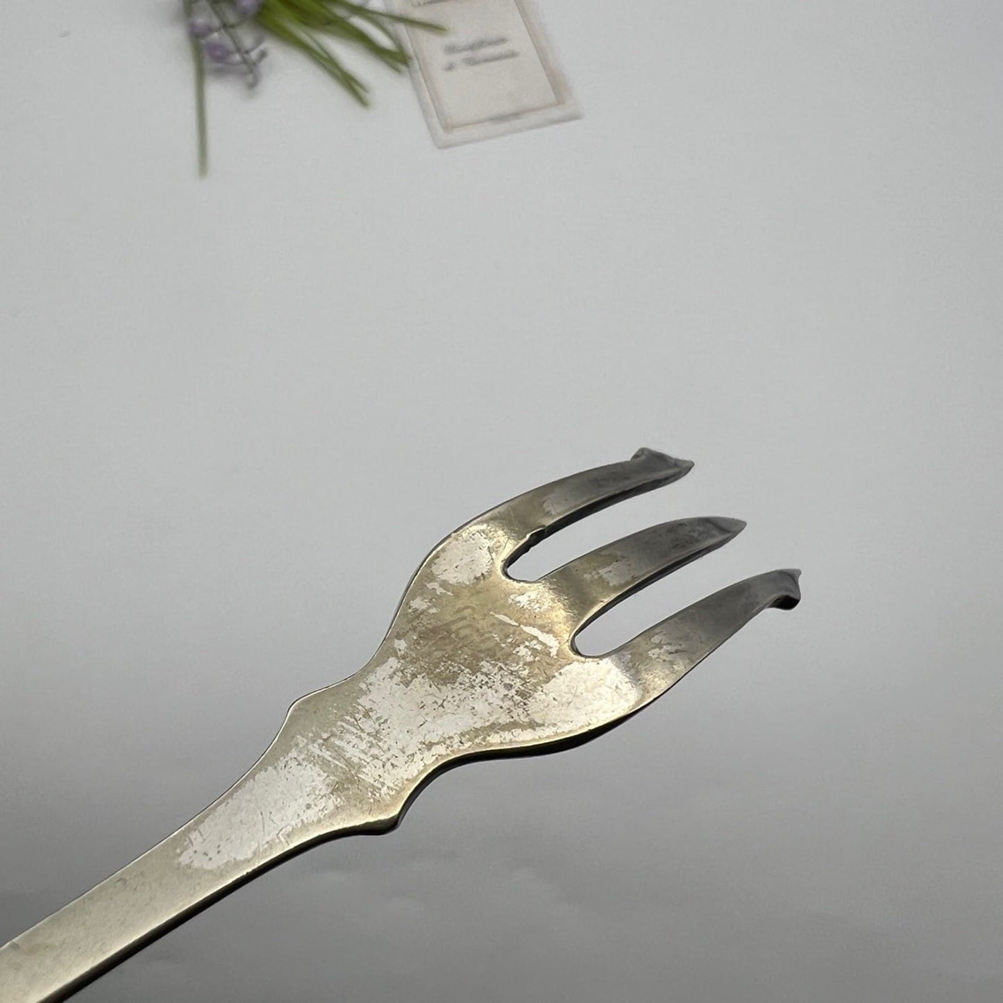 Forchetta antica forchettina da portata per sottaceti posata inglese per cucina Categoria  Sheffield & Argento