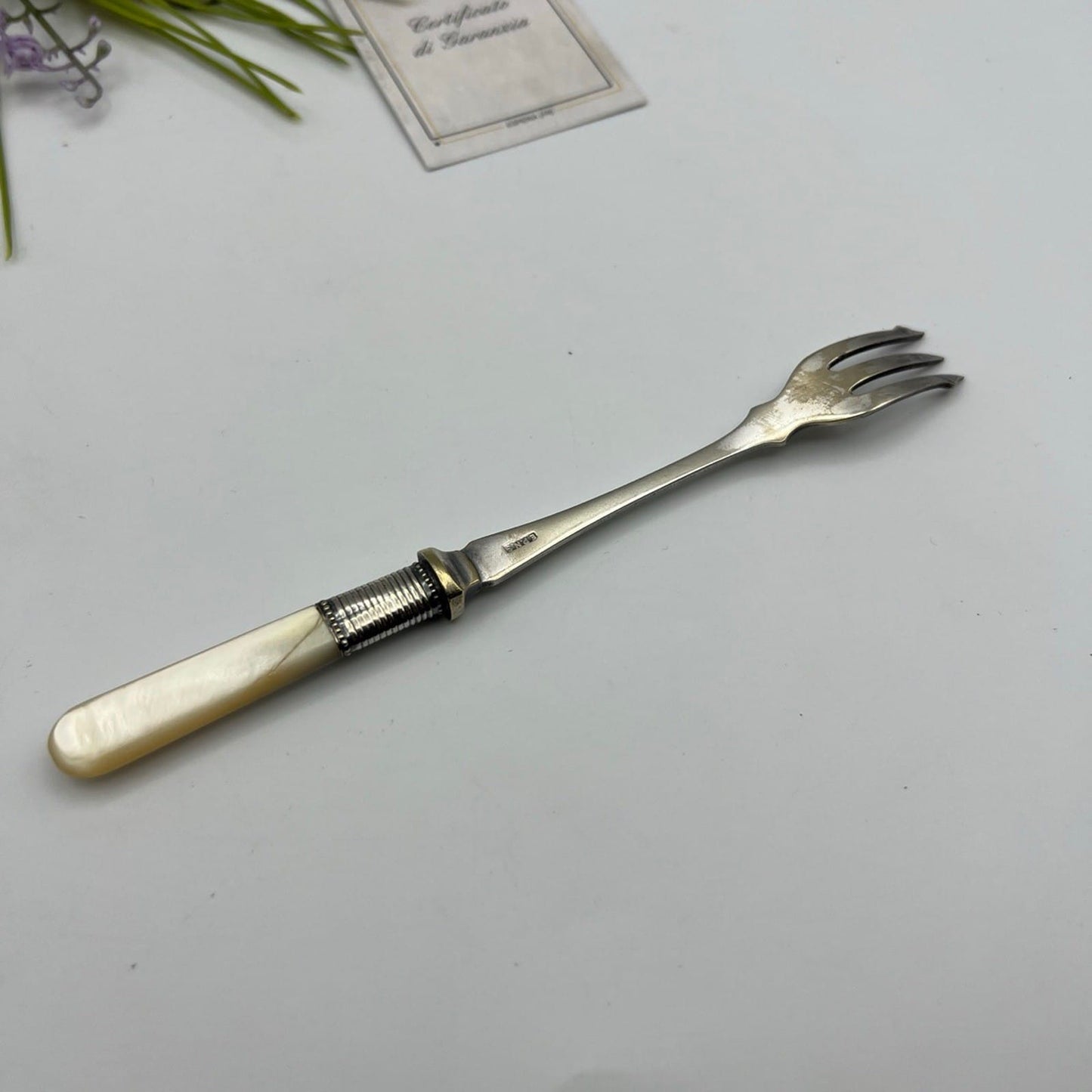 Forchetta antica forchettina da portata per sottaceti posata inglese per cucina Categoria  Sheffield & Argento