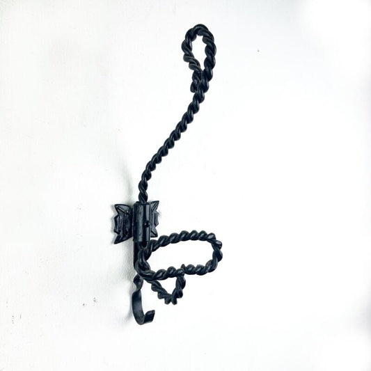 Gancio appendiabiti da parete stile antico in ferro battutto nero Gancio Vintage Categoria  Accessori & Ferramenta d'epoca