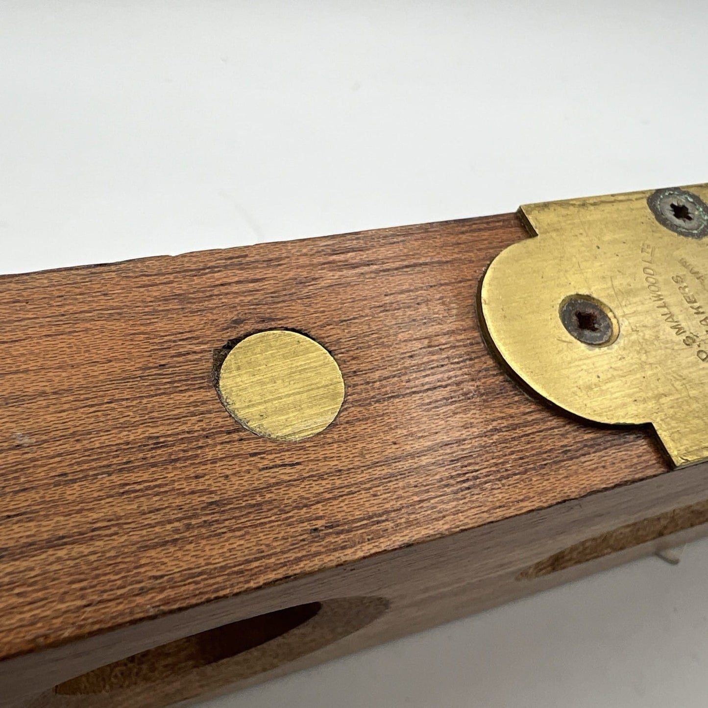 Grande Livella a due bolle antica in legno e ottone XX secolo inglese strumento Categoria  Attrezzi e Strumenti
