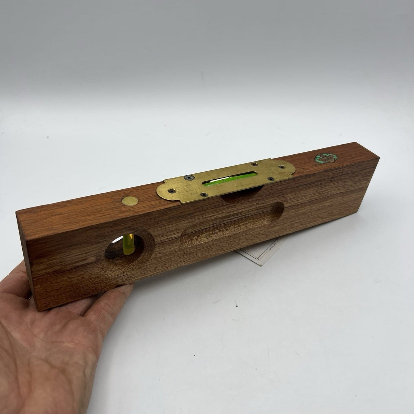 Grande Livella a due bolle antica in legno e ottone XX secolo inglese strumento Categoria  Attrezzi e Strumenti