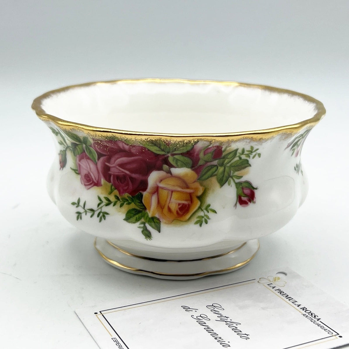 Grande Zuccheriera citola in porcellana Royal Albert Old Country Roses Rose 1962 Categoria  Servizio tazze - Tazze