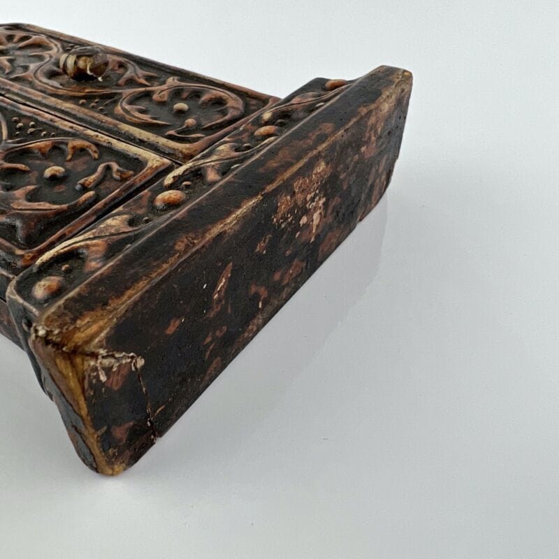 Icona antica religiosa sacra in legno dorato Madonna con il Bambino trittico Categoria  Oggetti sacri - rosari