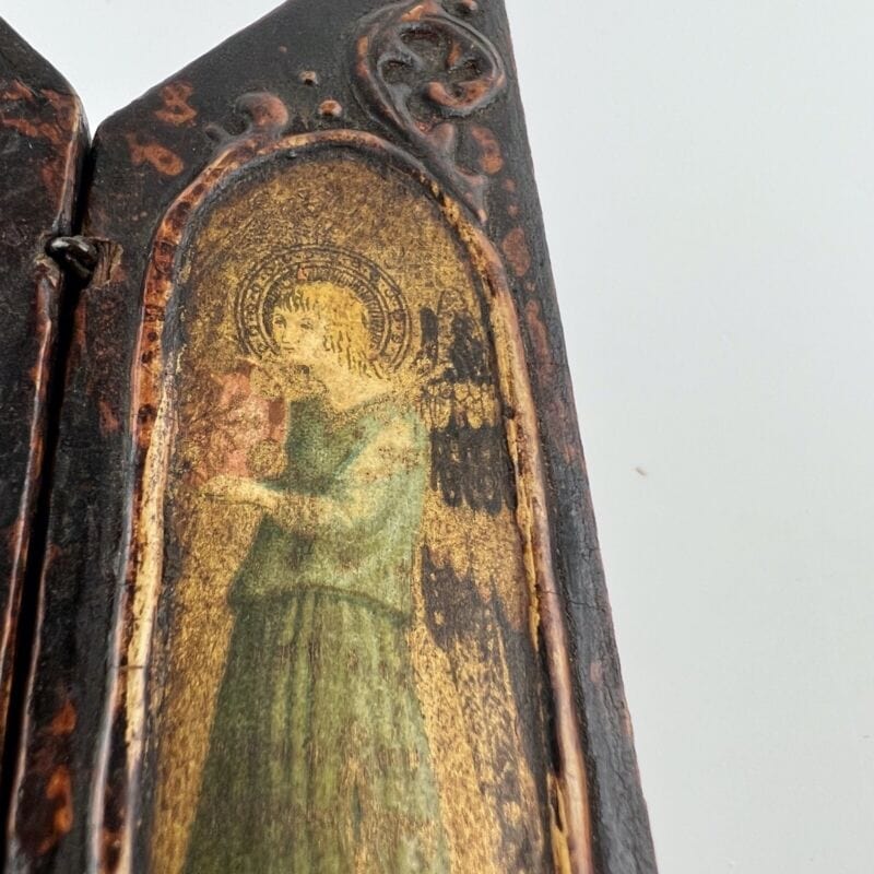 Icona antica religiosa sacra in legno dorato Madonna con il Bambino trittico Categoria  Oggetti sacri - rosari