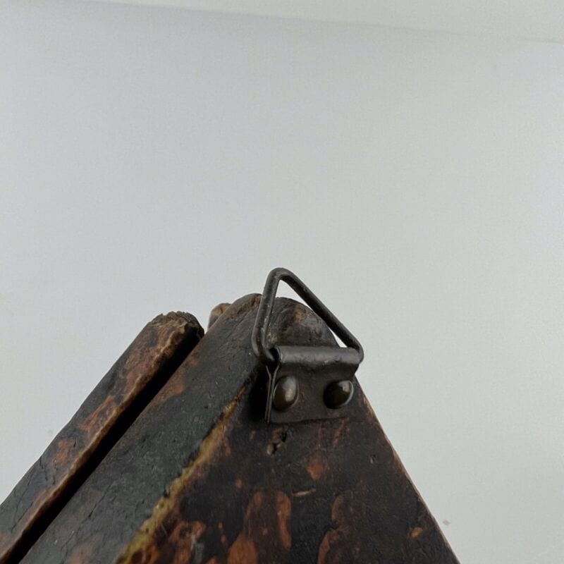 Icona antica religiosa sacra in legno dorato Madonna con il Bambino trittico Categoria  Oggetti sacri - rosari