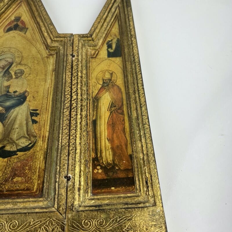 Icona antica religiosa sacra in legno dorato Madonna con il Bambino trittico Categoria  Oggetti sacri - rosari