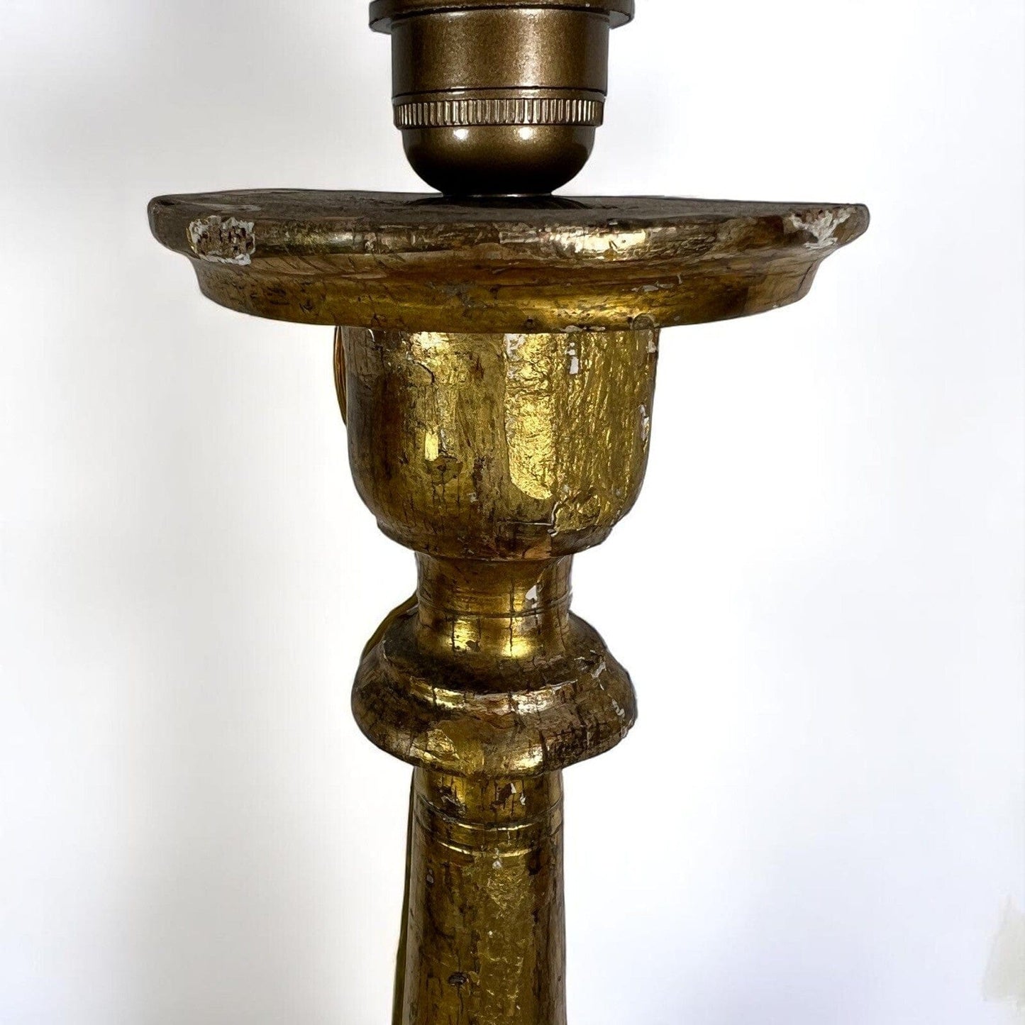 Lampada antica da tavolo in legno dorato oro Lume  Candeliere epoca '800 Categoria  Lampade Appliques