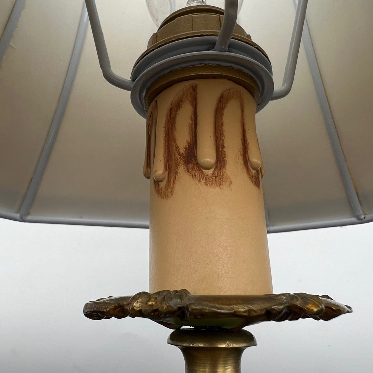 Lampada antica da tavolo vintage Abatjour Barocco Lume in ottone con paralume Categoria  Lampade Appliques