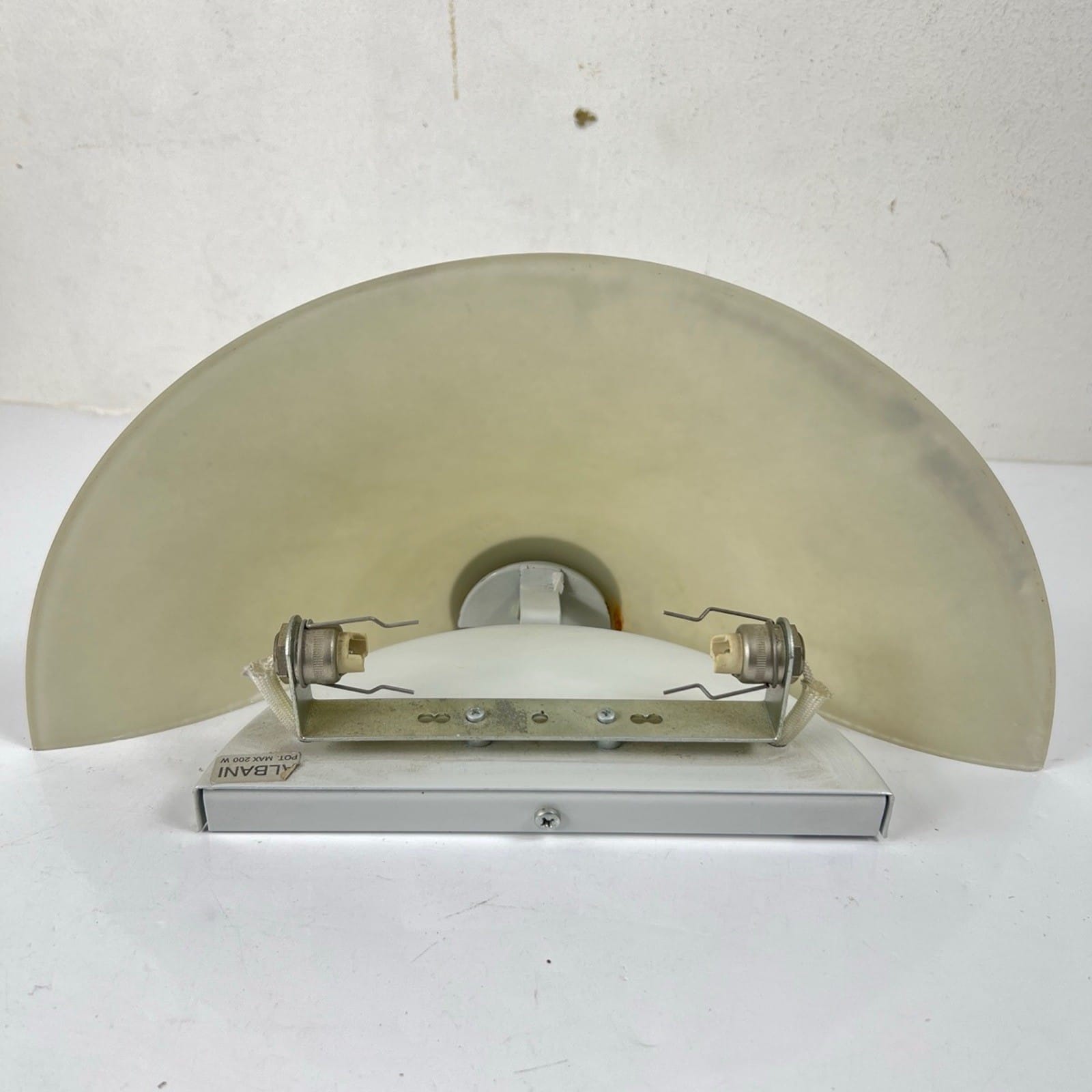 Lampada da parete applique classico in vetro satinato ALBANI modernariato Categoria  Lampade Appliques