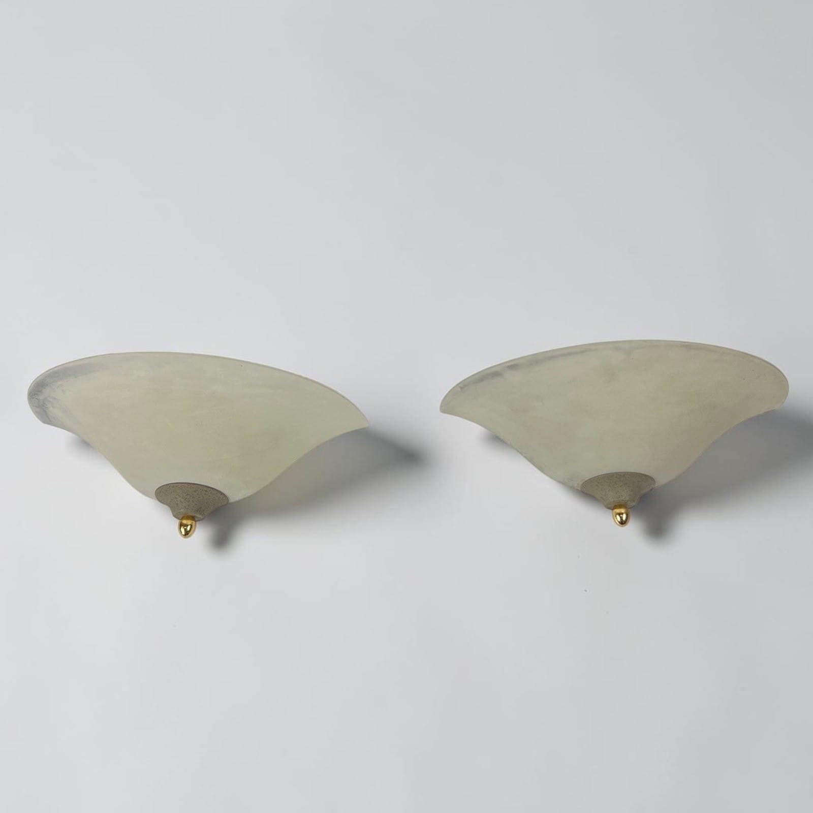 Lampada da parete applique classico in vetro satinato ALBANI modernariato Categoria  Lampade Appliques