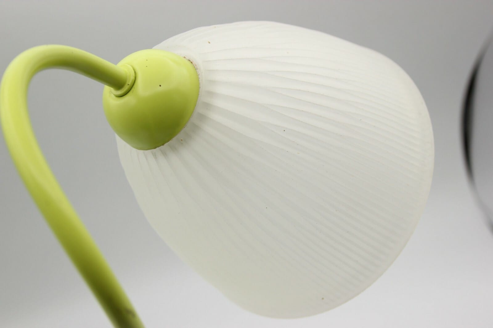 Lampada da tavolo scrivania abatjour GIBAS in metallo verde cristallo satinato Categoria  Lampade Appliques