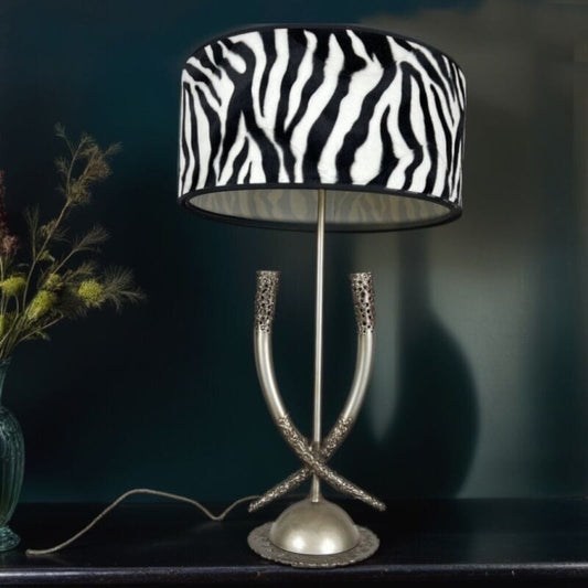 Lampada da tavolo zebrata di design lusso safari zebra per salotto soggiorno Categoria  Lampade Appliques