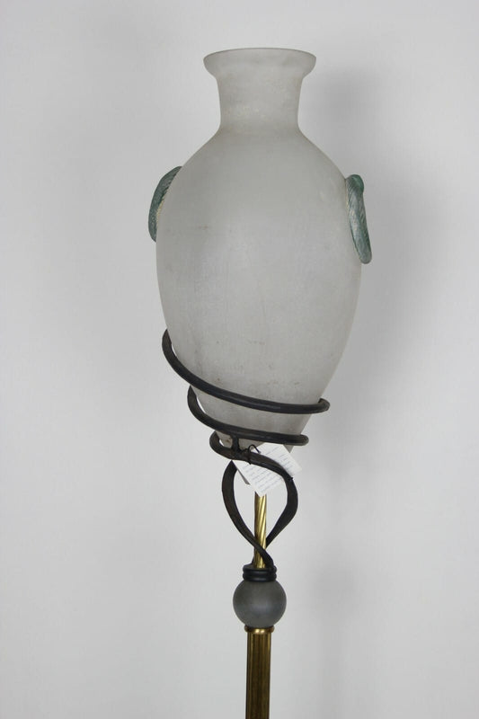 LAMPADA DA TERRA VINTAGE IN OTTONE FERRO ANFORA IN VETRO SATINATO VASO H 182 Categoria  Lampade Appliques