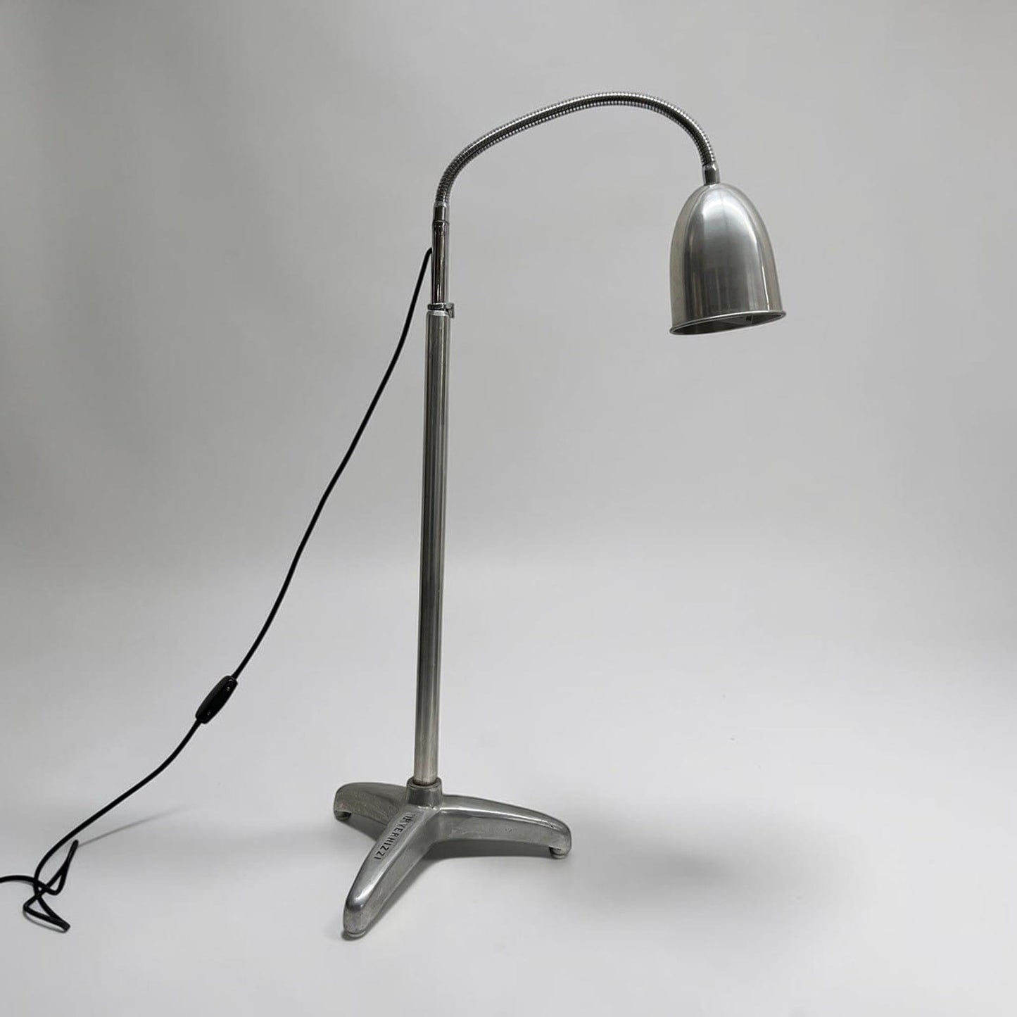 Lampada di Modernariato da terra per Studio Medico in metallo anni 50 invernizzi Categoria  Lampade Appliques