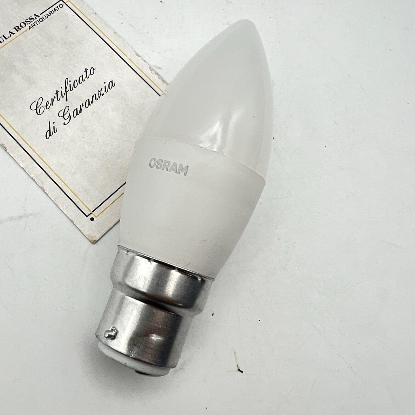 Lampadina a Baionetta per Lampada Abatjour Lume attacco antico B22 forma candela Categoria  Lampade Appliques