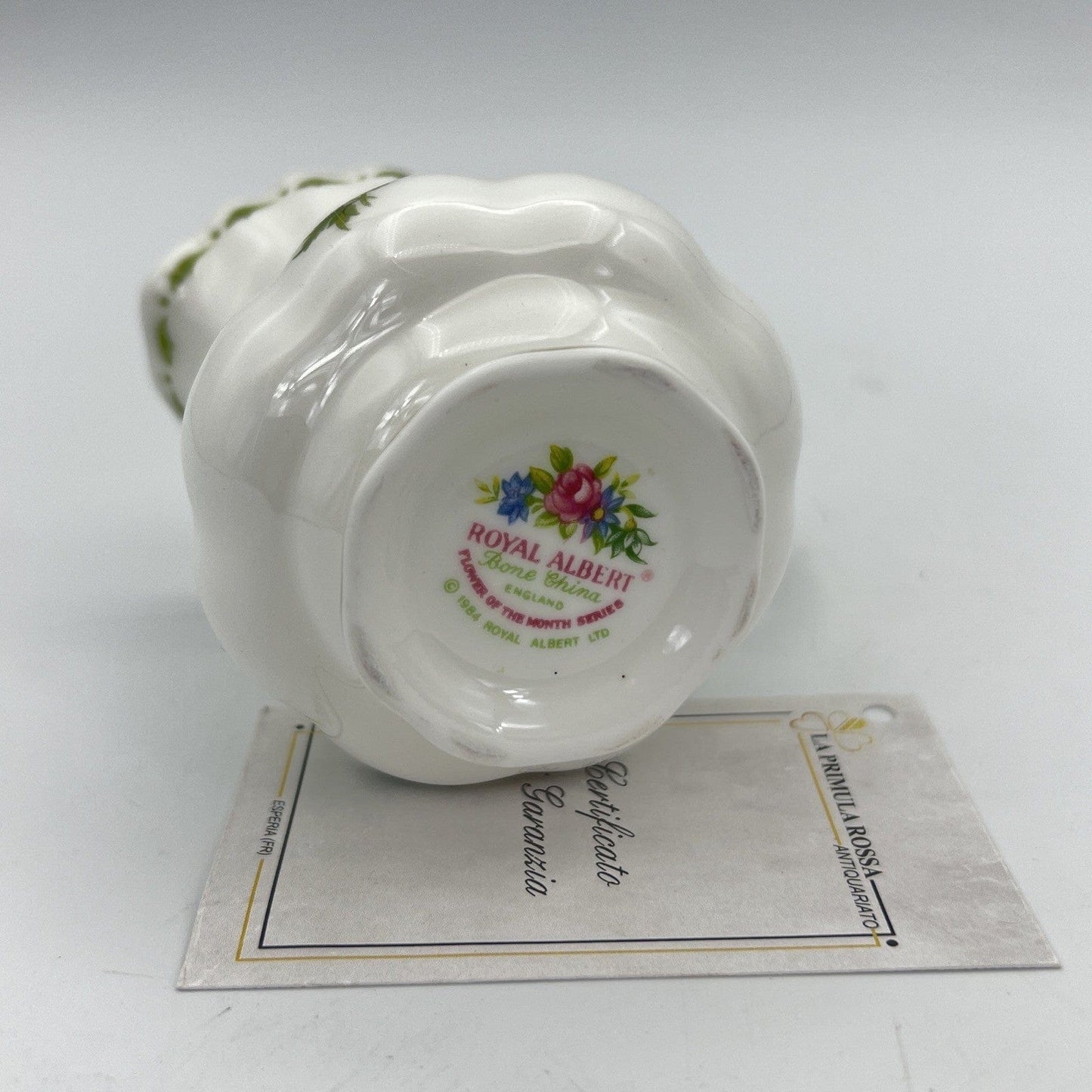 Lattiera in porcellana Royal Albert bricco latte con mesi Flower Of the Month Categoria  Servizio tazze - Tazze
