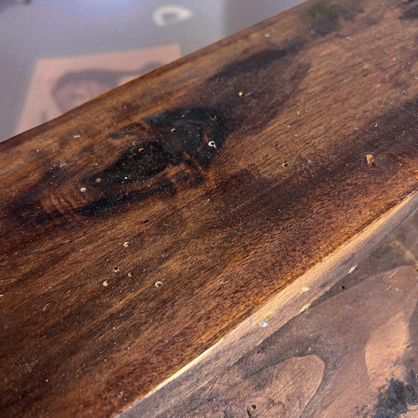 Letto singolo in legno Antico stile barocco Legno di Noce intarsiato epoca ' 900 Categoria  Letti & Testate