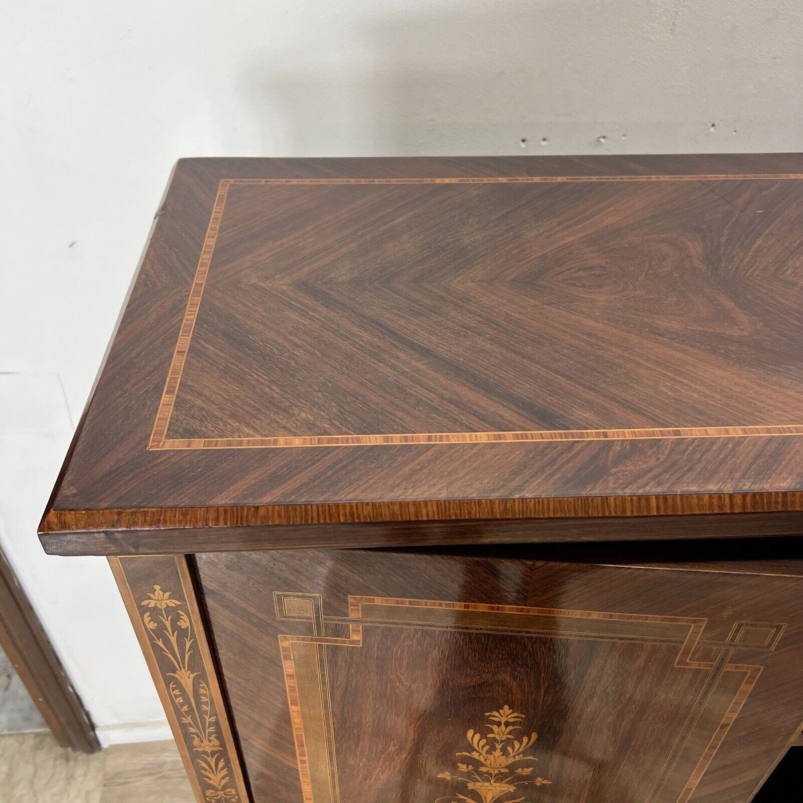 Libreria antica in stile LUIGI XVI Etagere 900 mobile legno intarsiato soggiorno Categoria  Vetrine