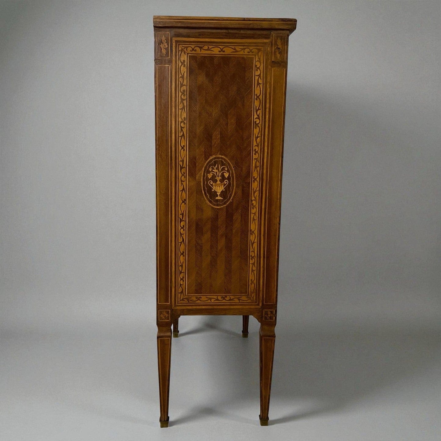 Libreria in Stile Antico Luigi XV legno intarsiata mobile Consolle Madia '900 Categoria  Vetrine