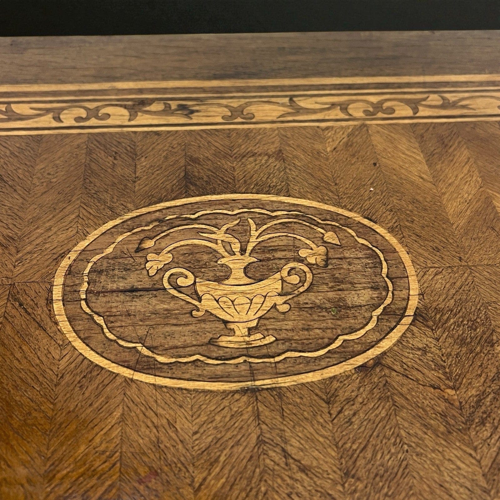 Libreria in Stile Antico Luigi XV legno intarsiata mobile Consolle Madia '900 Categoria  Vetrine