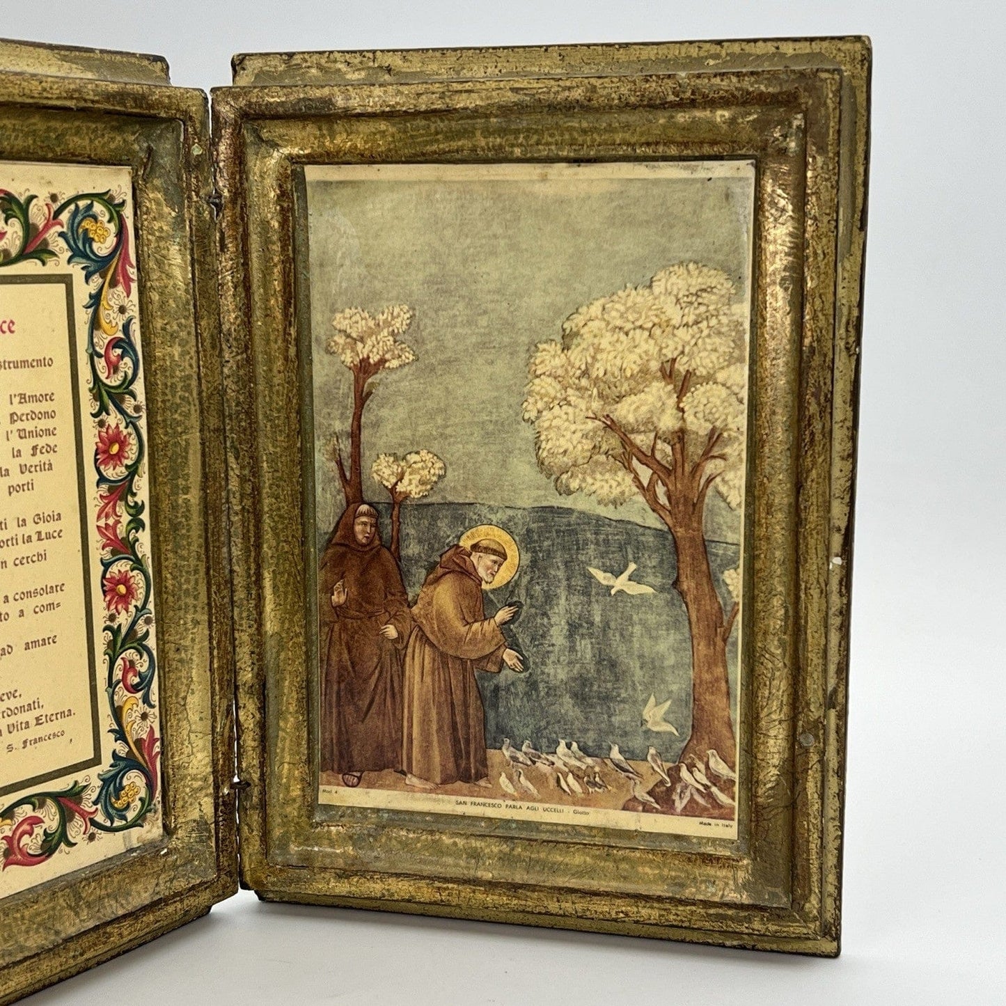 Libro di preghiera semplice antico in legno dorato icona religiosa San Francesco Categoria  Oggetti sacri - rosari