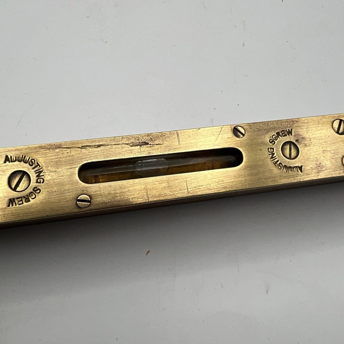 Livella a una bolla regolabile antica in legno e ottone XX secolo inglese Categoria  Attrezzi e Strumenti