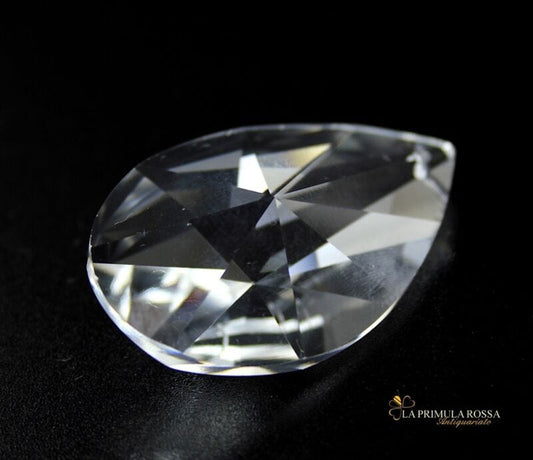 Mandorla di cristallo a goccia pendente per lampadario ricambio pendaglio vetro Categoria  Lampade Appliques