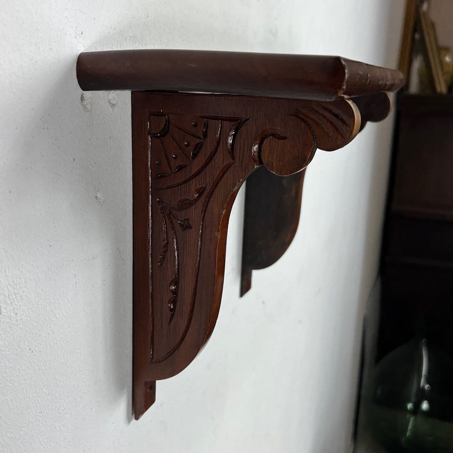 Mensola antica in legno mensolina piedistallo a sospensione da muro epoca 800 2 Categoria  Mensole