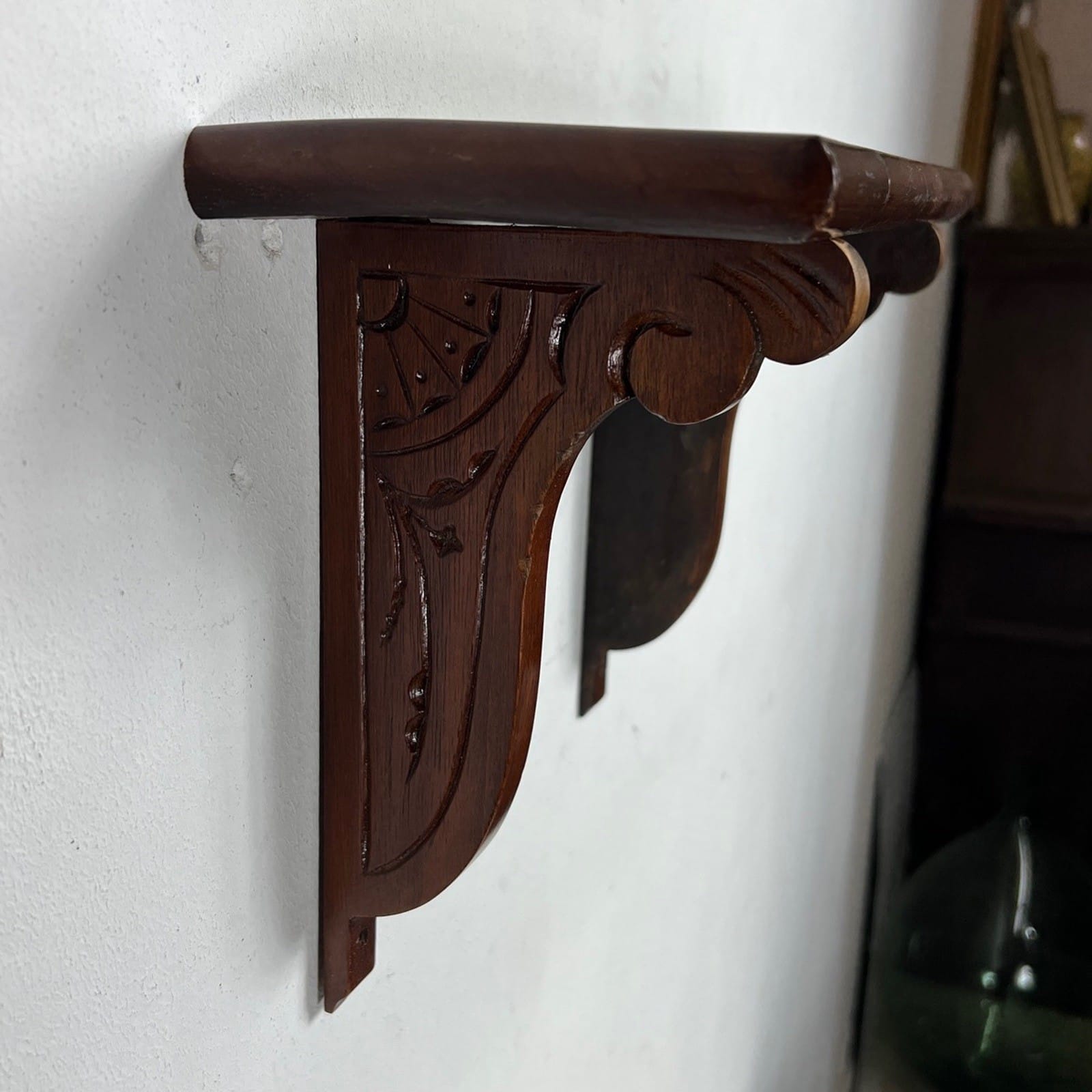 Mensola antica in legno mensolina piedistallo a sospensione da muro epoca 800 2 Categoria  Mensole