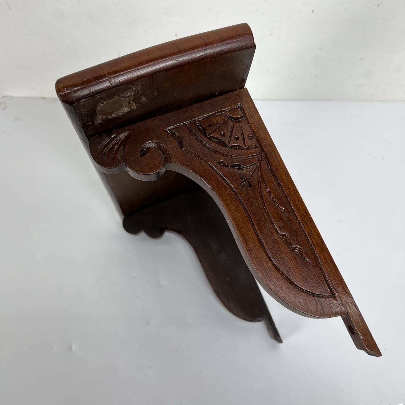 Mensola antica in legno mensolina piedistallo a sospensione da muro epoca 800 2 Categoria  Mensole