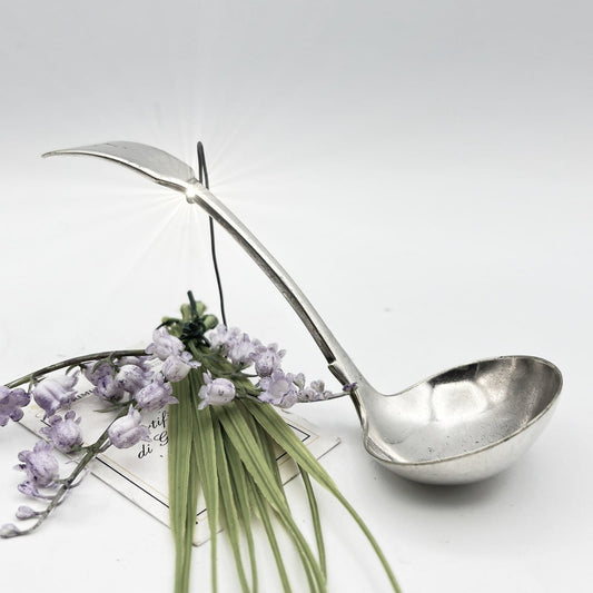 Mestolo antico in argento silver plated da salsa mestolino inglese Lettera V Categoria  Sheffield & Argento