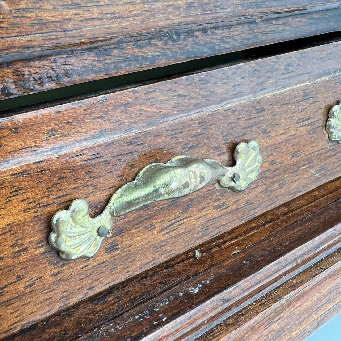 Mobile antico in miniatura Ribalta portagioie legno con cassetti stile 800 Comò Categoria  Giocattoli vintage