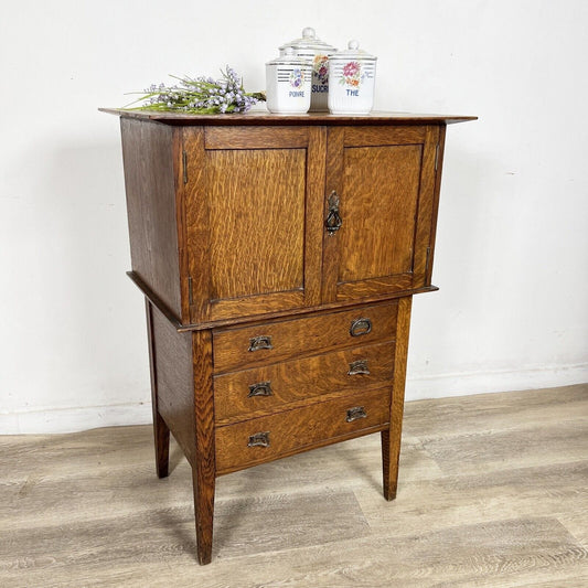 Mobile Mobiletto Comodino Piccola Cassettiera Antico in legno Stile Art Nouveau Categoria  Comò & Cassettiere