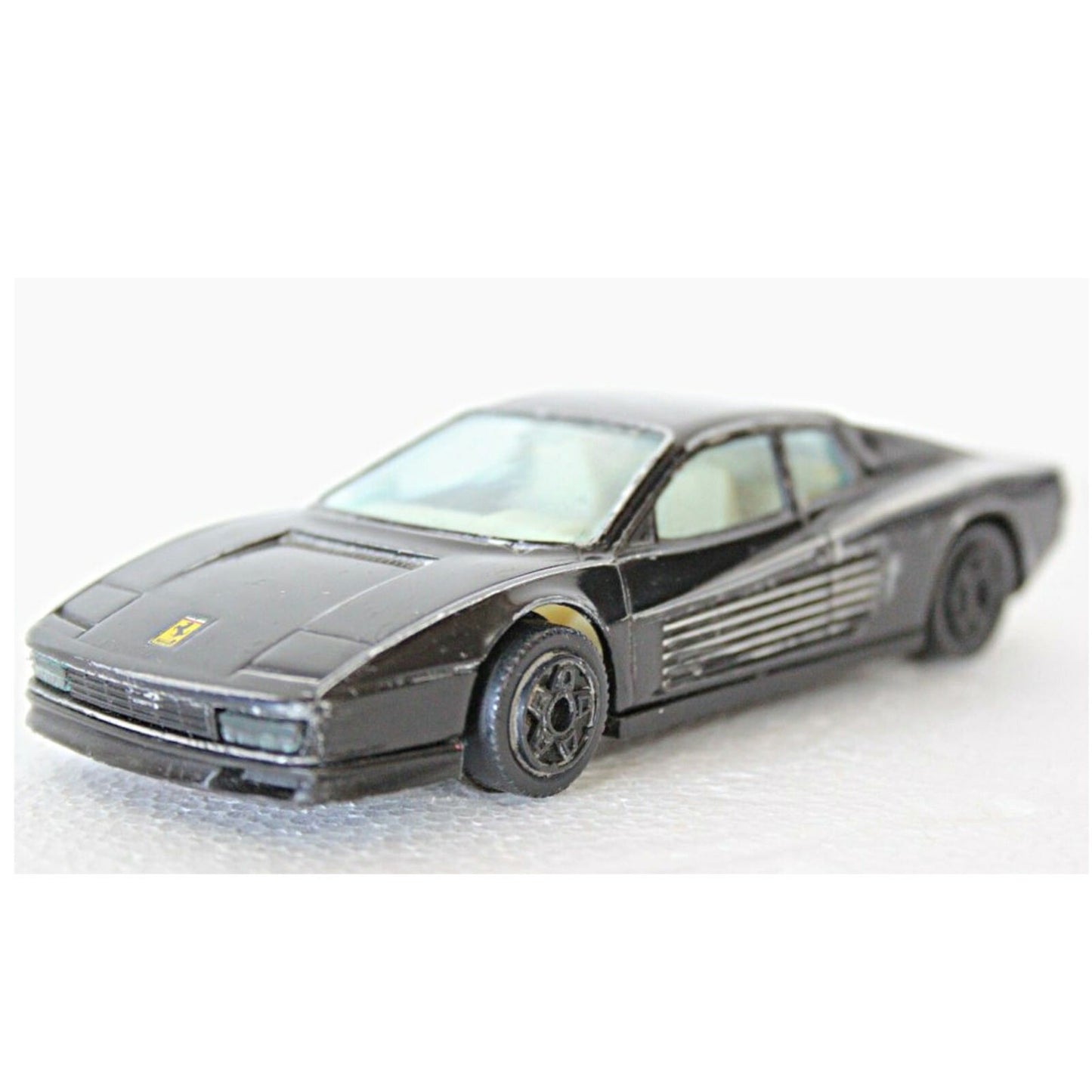 MODELLINO FERRARI AUTO COLLECTION TESTAROSSA BURAGO VINTAGE 1984 DIE CAST 1:43 Categoria  Giocattoli e modellismo:Modellismo statico:Auto, furgoni, camion