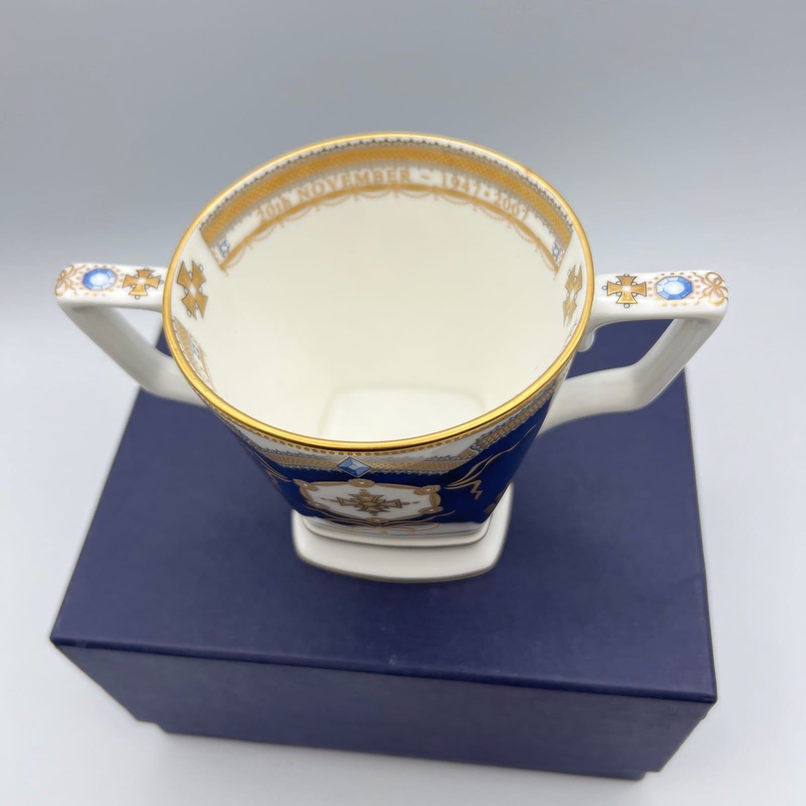 Mug Tazza Vintage Inglese Regina Elisabetta Casa Reale Matrimonio Nozze Diamante Categoria  Arte e antiquariato:Porcellana e ceramica:Piatti commemorativi