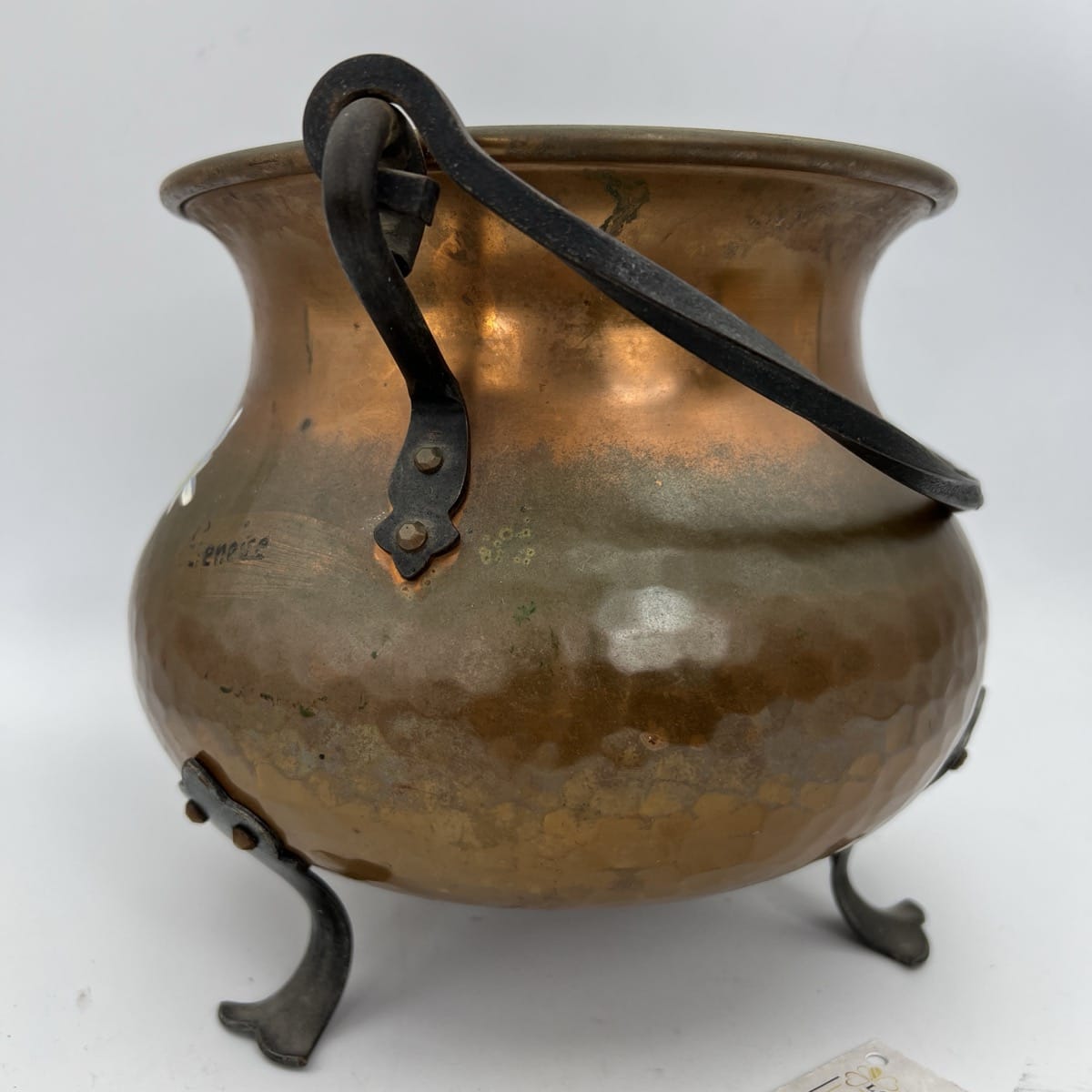 PENTOLA D'EPOCA IN RAME E FERRO SOUVENIR SVIZZERA VINTAGE SWISS COPPER KETTLE Categoria  Ottone