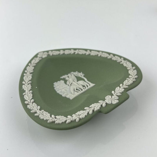 Piattino Cuore in porcellana Inglese Wedgwood verde Vintage stile neoclassico Categoria  Vasi e Portafiori