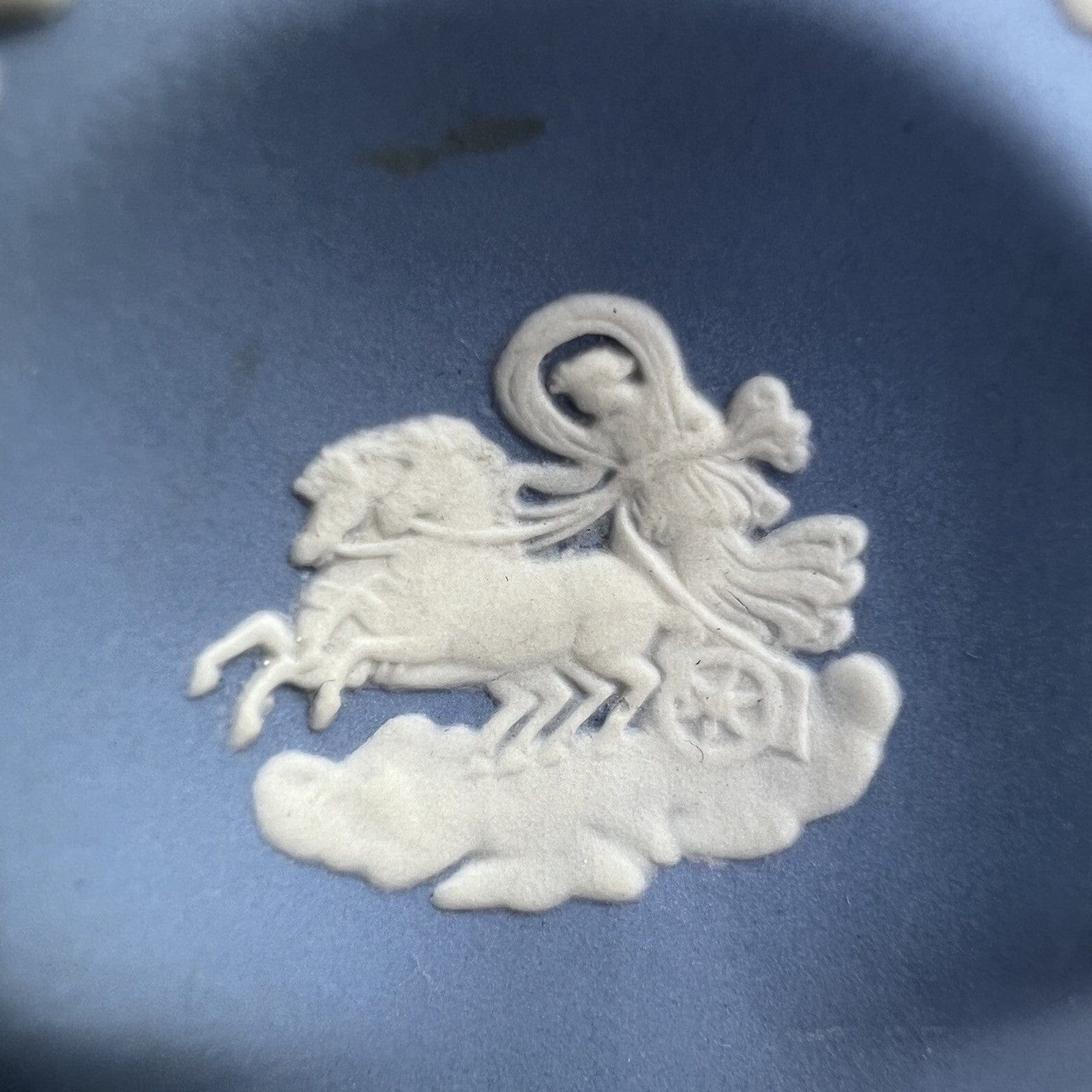 Piattino in porcellana Inglese Wedgwood Celeste Azzurro Vintage Trifoglio 1977 Categoria  Vasi e Portafiori